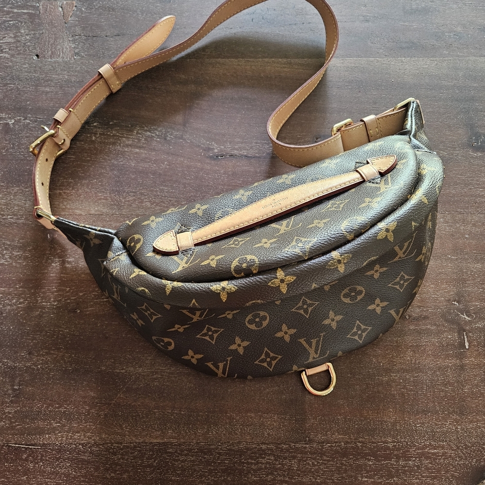 SOLD Louis Vuitton Monogram Bumbag